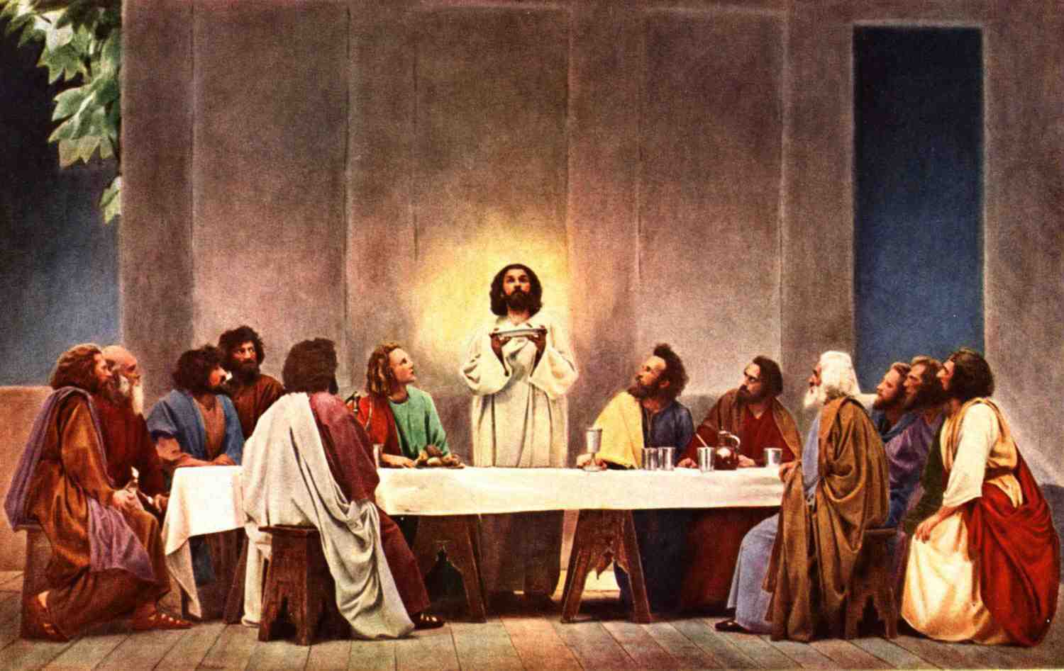 W czasie Wieczerzy paschalnej Jezus ustanawia pamiątkę swej śmierci i zmartwychwstania